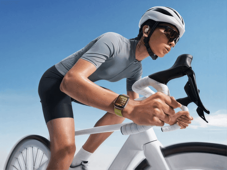 Cyclist riding in a group